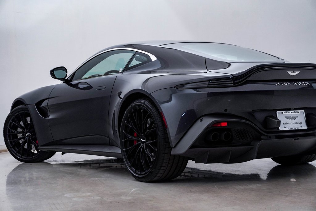 Used 2023 Aston Martin V8 Vantage Coupe image 9