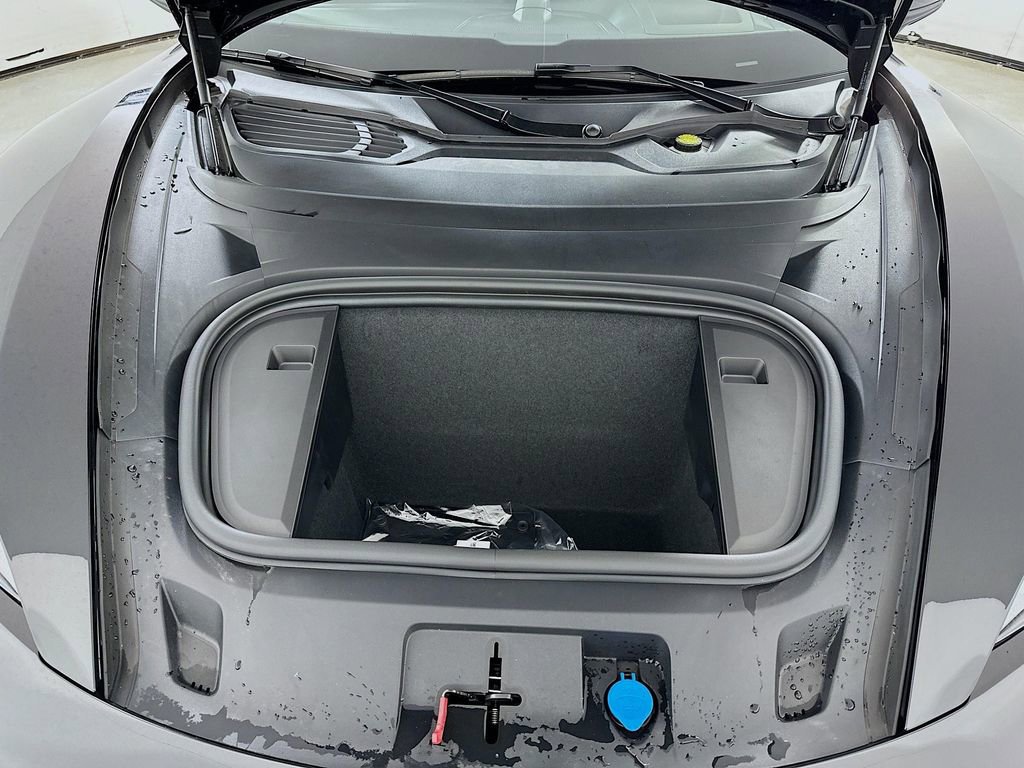 New 2025 Porsche Taycan image 32