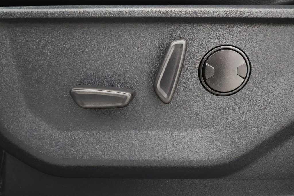 New 2025 Ford F350 Lariat w/ Lariat Ultimate Package image 12