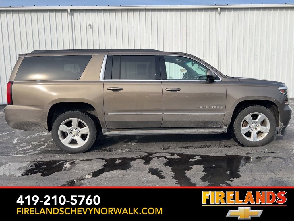 Used 2016 Chevrolet Suburban LT image 15
