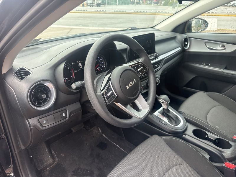 Used 2023 Kia Forte LXS image 13