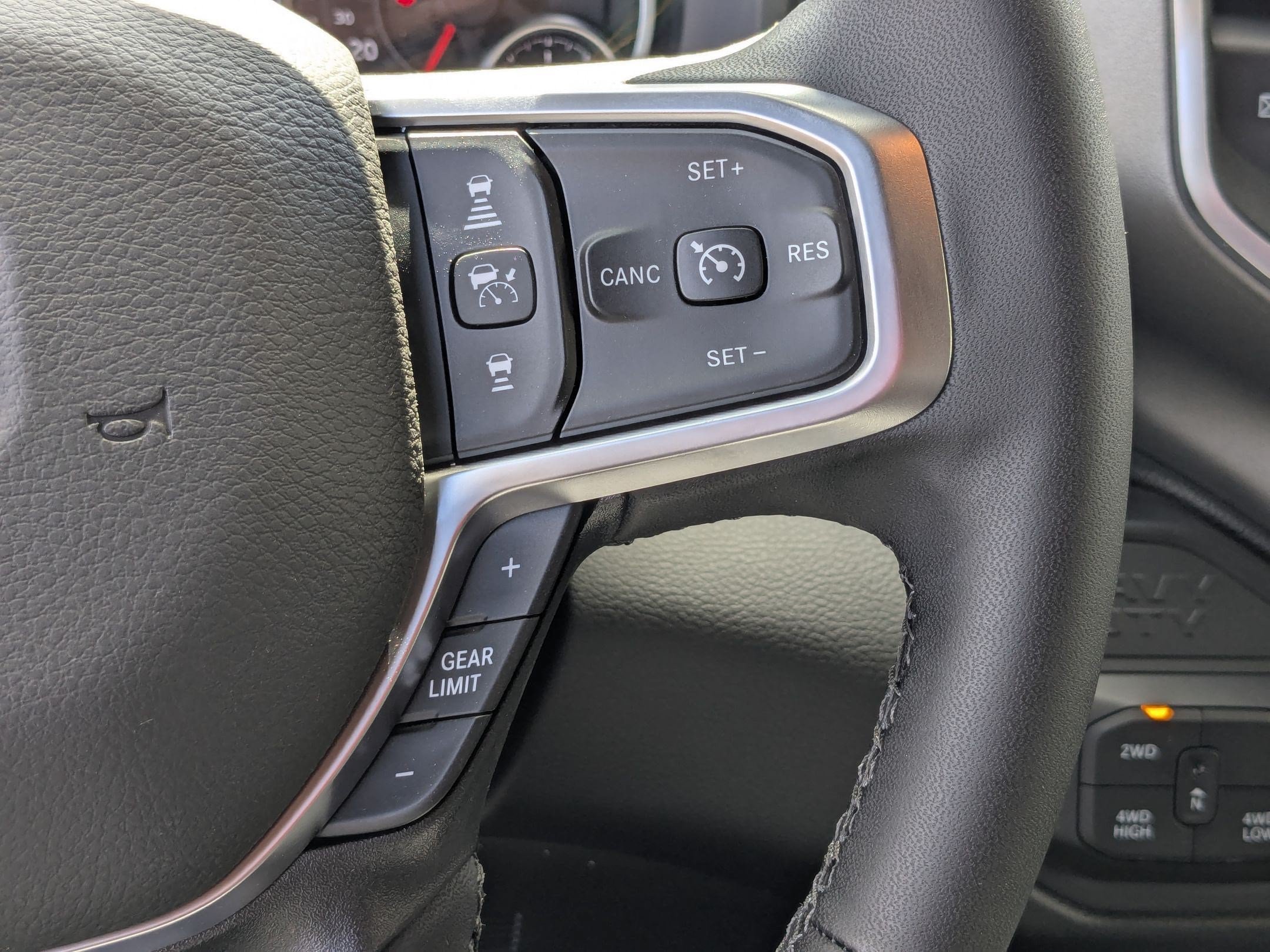 New 2026 RAM 2500 Big Horn AWD/4WD image 18