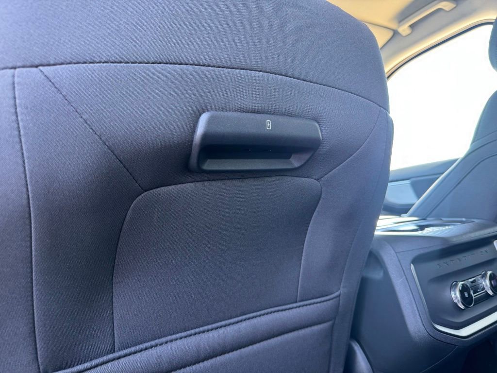 New 2025 Ford Expedition Active image 17