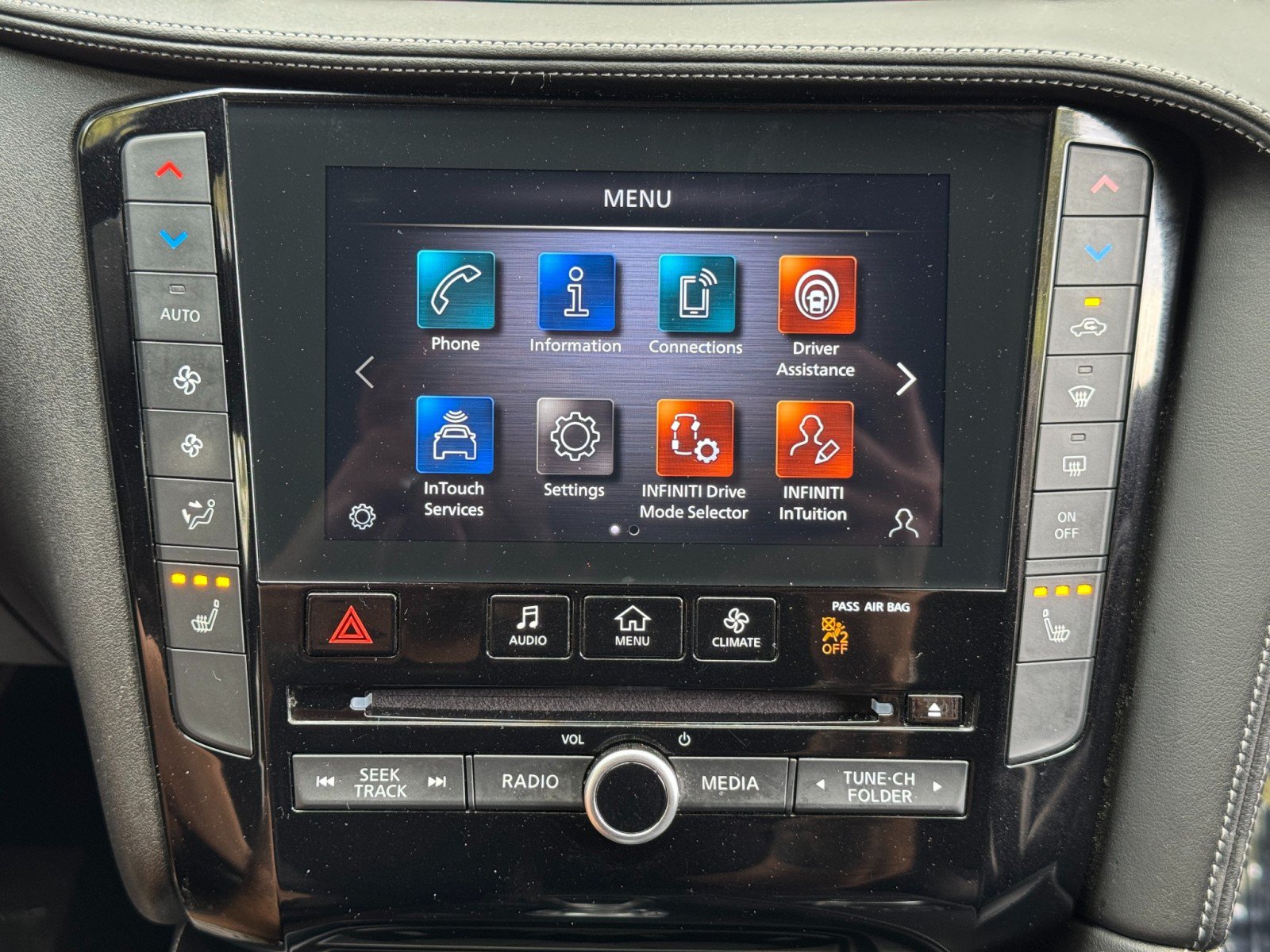 Used 2022 INFINITI QX50 Luxe FWD image 27