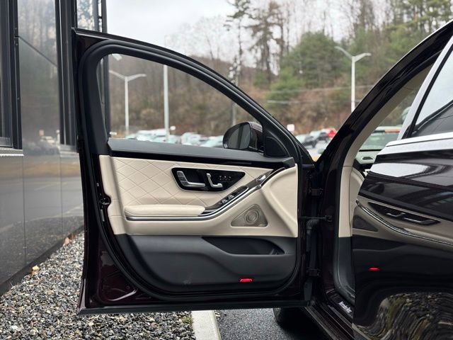Used 2022 Mercedes-Benz S 580 4MATIC Sedan image 17