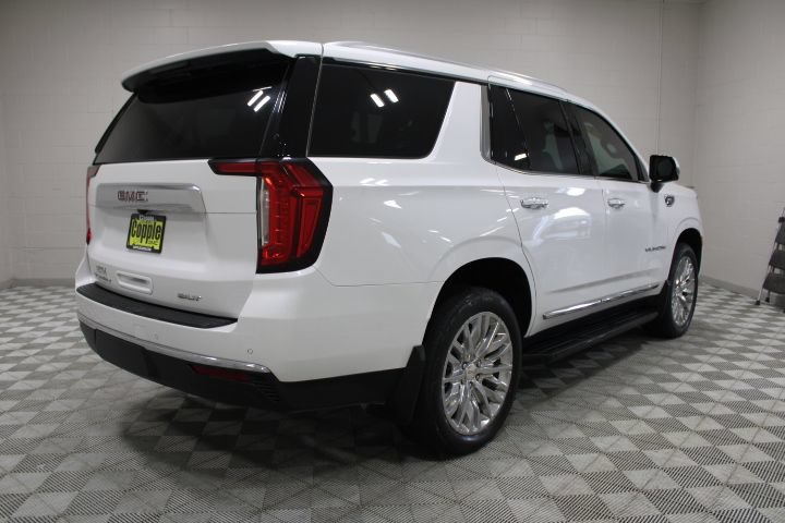 Used 2024 GMC Yukon SLT w/ SLT Luxury Package AWD/4WD image 11