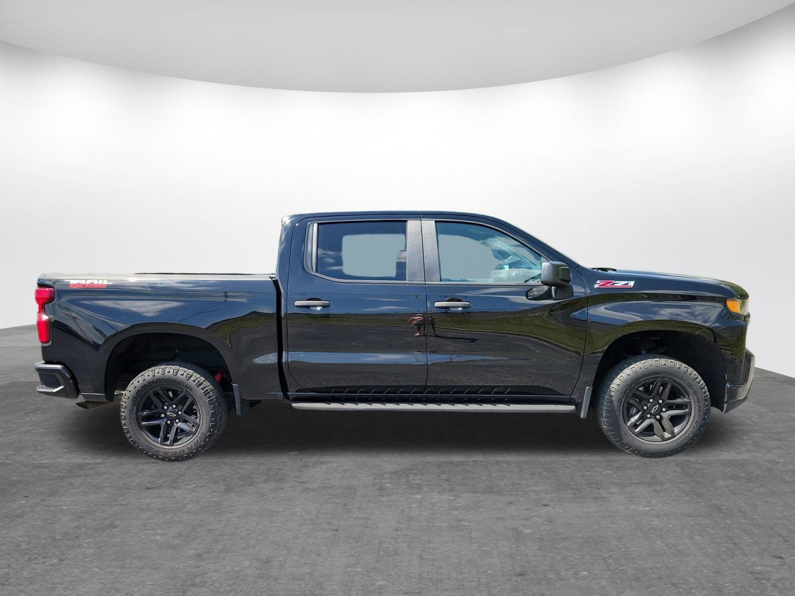 Used 2022 Chevrolet Silverado 1500 Custom Trail Boss w/ Safety Confidence Package AWD/4WD image 19
