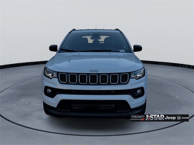 New 2026 Jeep Compass Latitude image 2