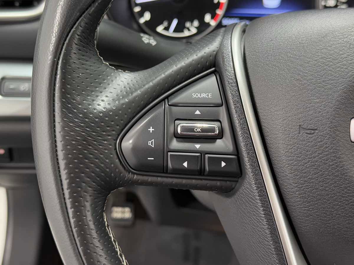 Used 2023 Nissan Maxima SL image 17