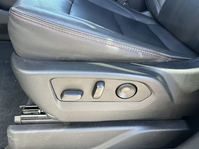 Certified 2022 Chevrolet Suburban RST w/ Sport Performance Package image 19