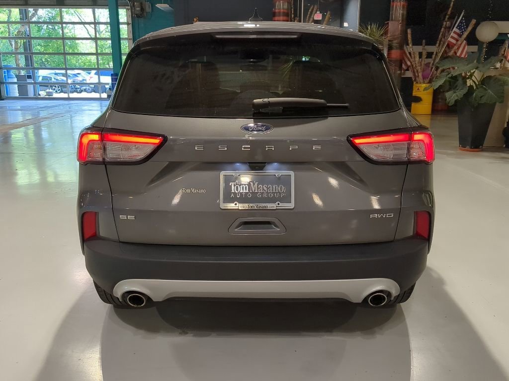 Used 2022 Ford Escape SE w/ Convenience Package AWD/4WD image 10