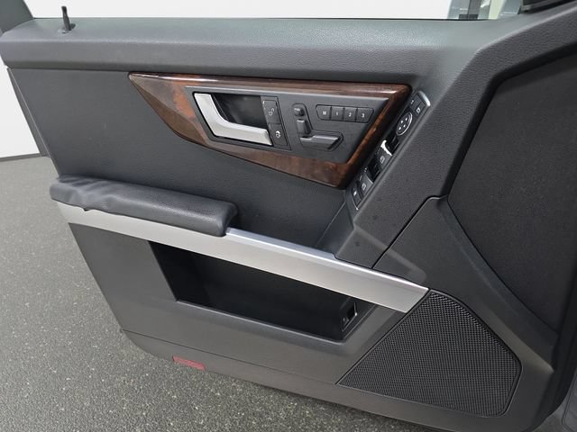 Used 2012 Mercedes-Benz GLK 350 4MATIC image 24