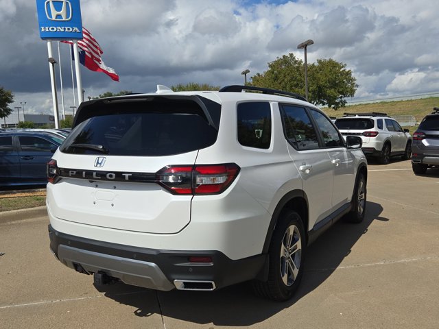 New 2026 Honda Pilot EX-L image 5