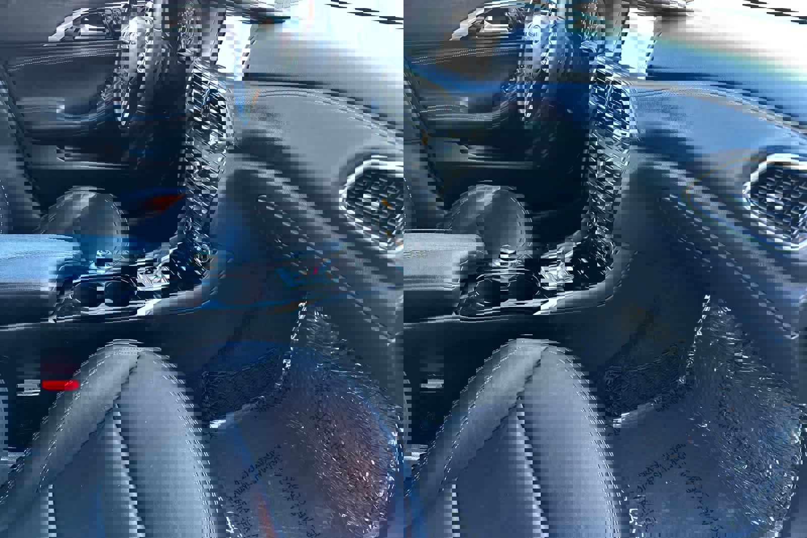 Used 2018 INFINITI QX30 AWD image 17