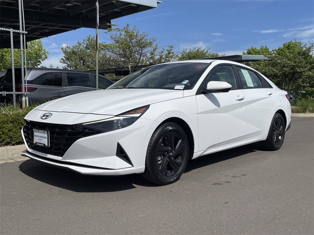 Used 2021 Hyundai Elantra Blue