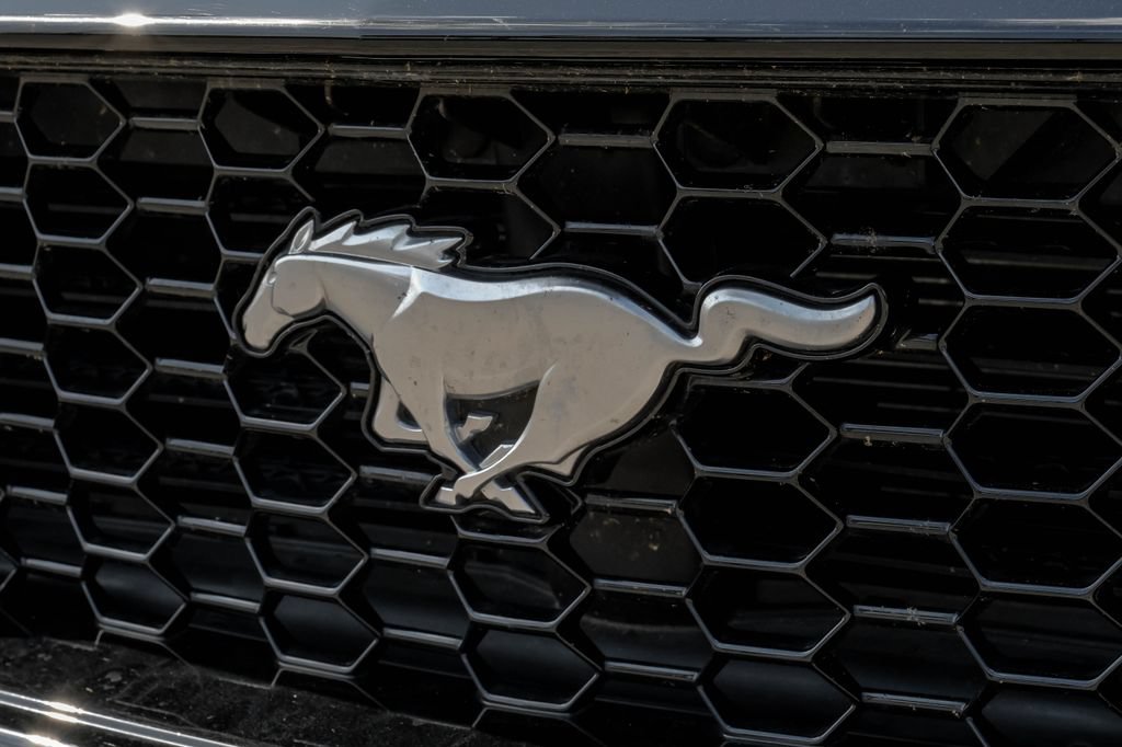 Used 2025 Ford Mustang GT Premium RWD image 43