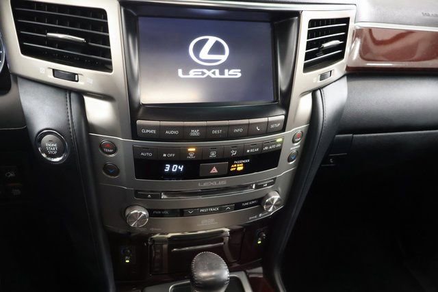 Used 2015 Lexus LX 570 4WD image 22