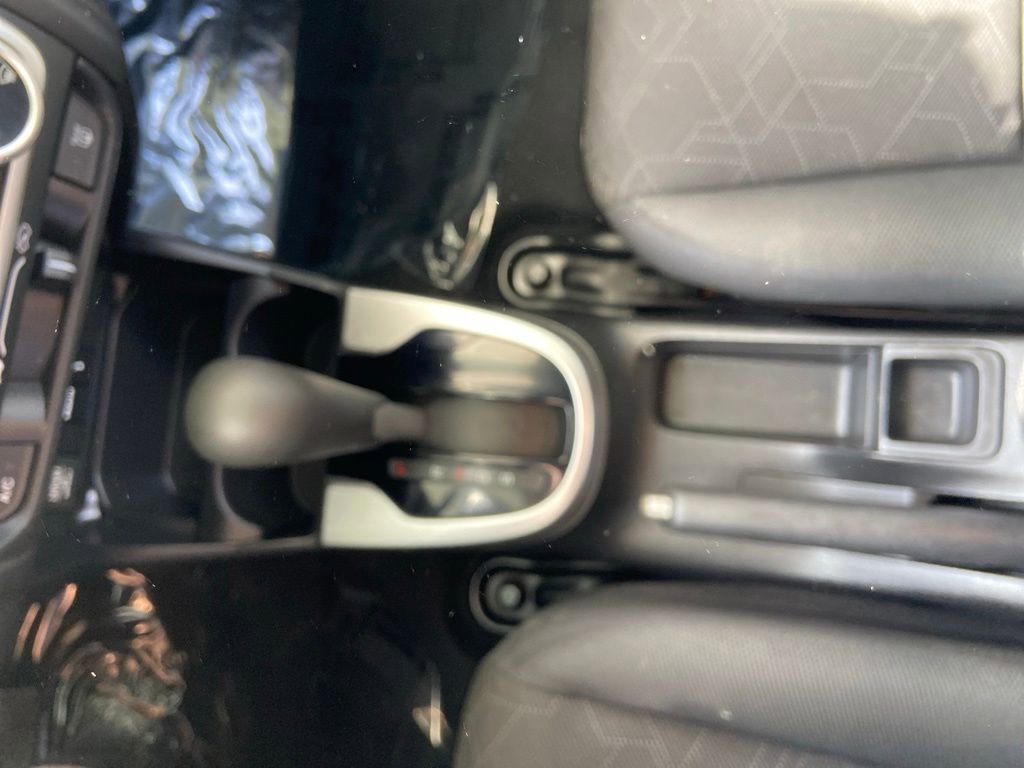 Used 2016 Honda Fit EX image 28