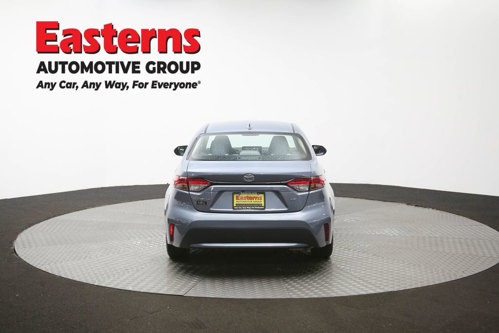 Used 2022 Toyota Corolla LE FWD image 35