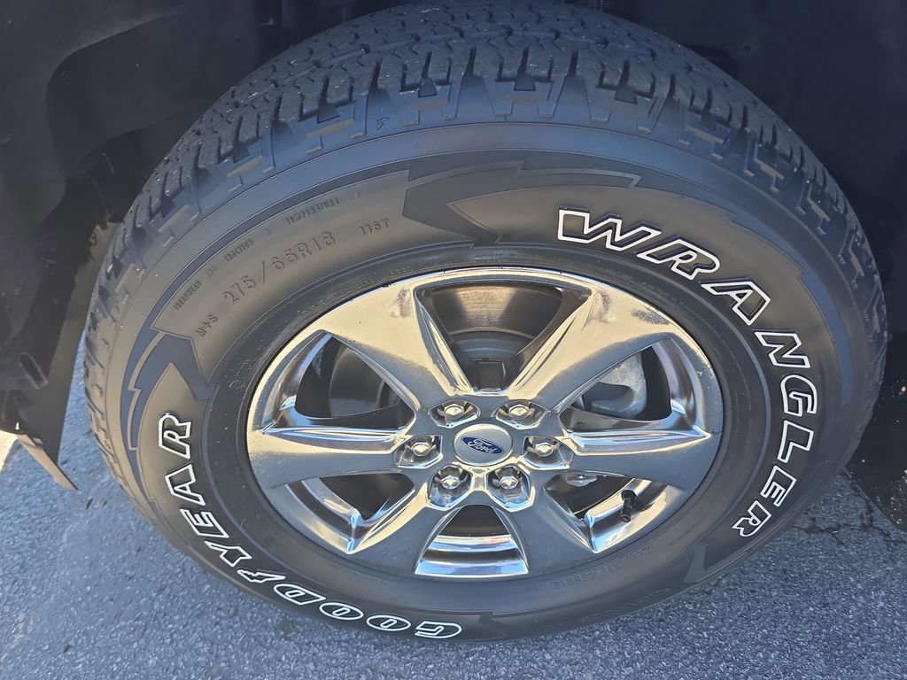 Used 2020 Ford F150 XLT w/ Equipment Group 302A Luxury AWD/4WD image 26