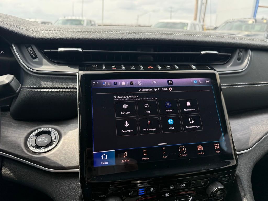 Used 2023 Jeep Grand Cherokee L Limited w/ Luxury Tech Group II AWD/4WD image 15