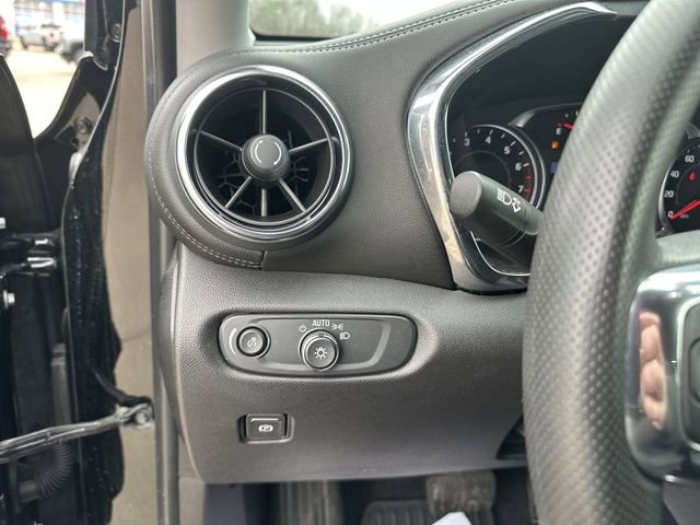 Certified 2024 Chevrolet Blazer LT w/ Convenience Package image 19