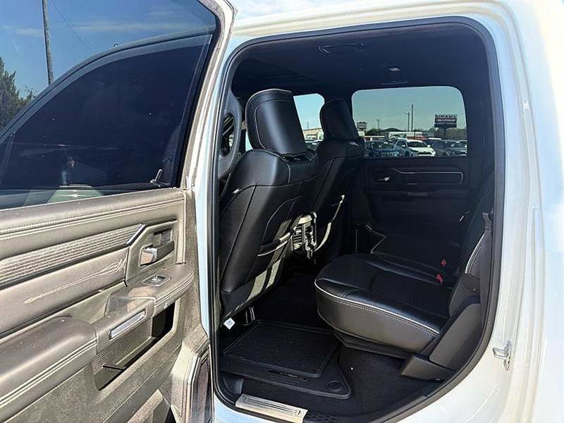 Used 2024 RAM 2500 Limited image 59