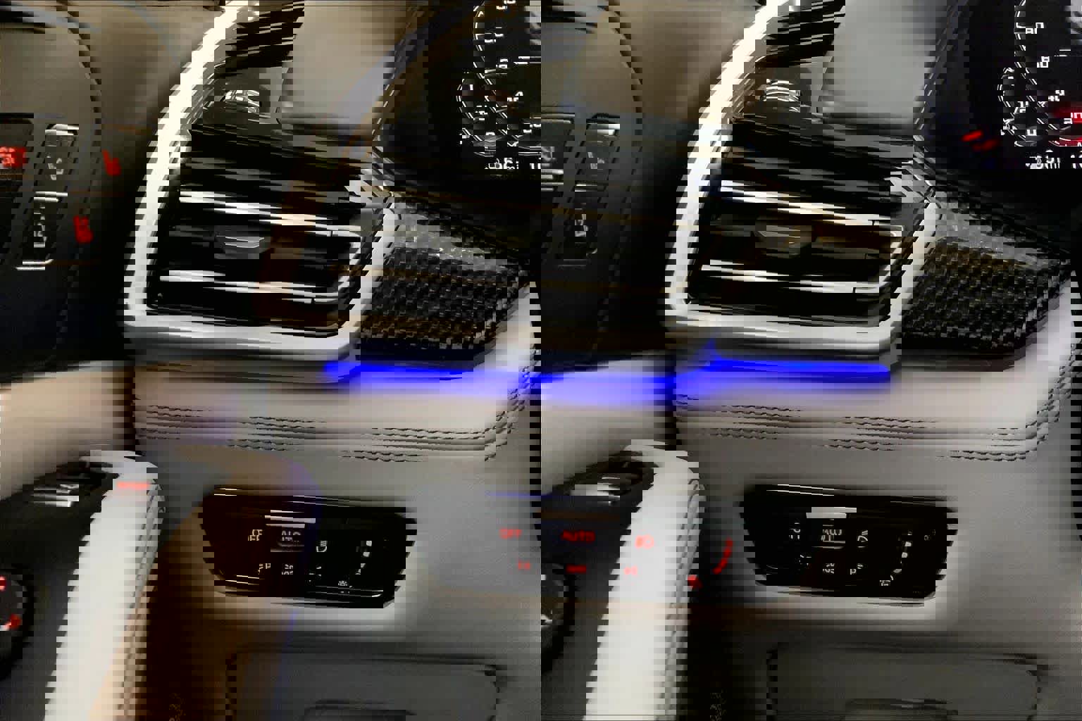 Used 2021 BMW X5 M w/ Competition Package image 33