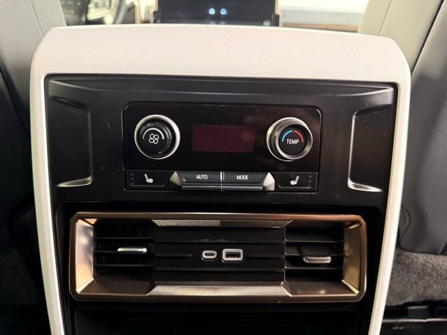 Used 2024 GMC Hummer EV 2X w/ LPO, Illumination Package image 30