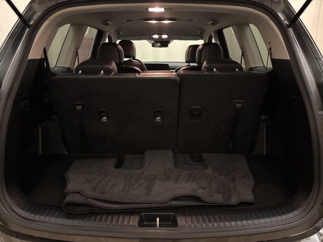 Certified 2024 Kia Telluride S image 9