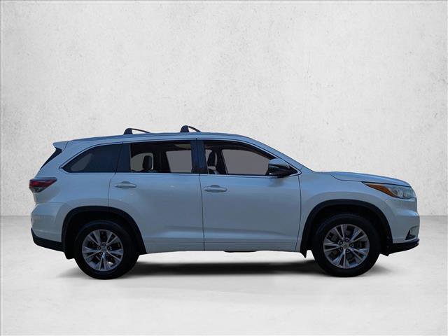 Used 2015 Toyota Highlander XLE image 4