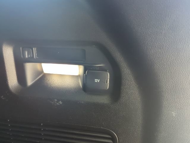 Used 2021 Ford Explorer XLT w/ Equipment Group 202A image 20