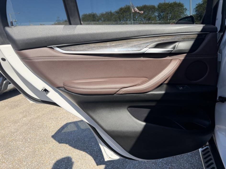 Used 2018 BMW X5 sDrive35i image 16