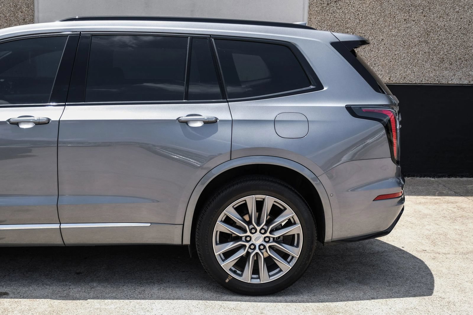 Used 2020 Cadillac XT6 Sport AWD/4WD image 13