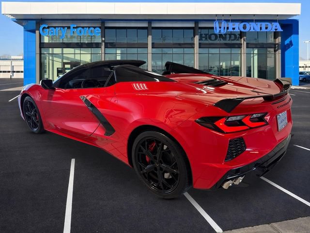 Used 2021 Chevrolet Corvette Stingray Premium Conv w/ Z51 Performance Package RWD image 3