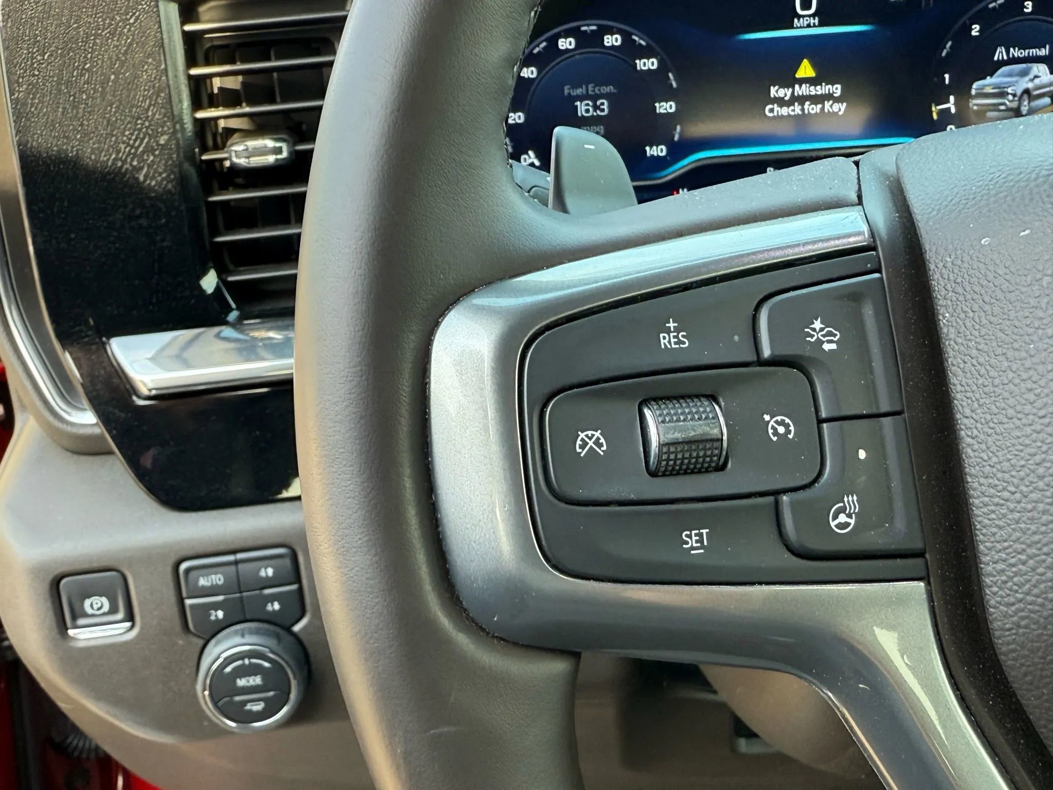 Used 2025 Chevrolet Silverado 1500 RST image 45