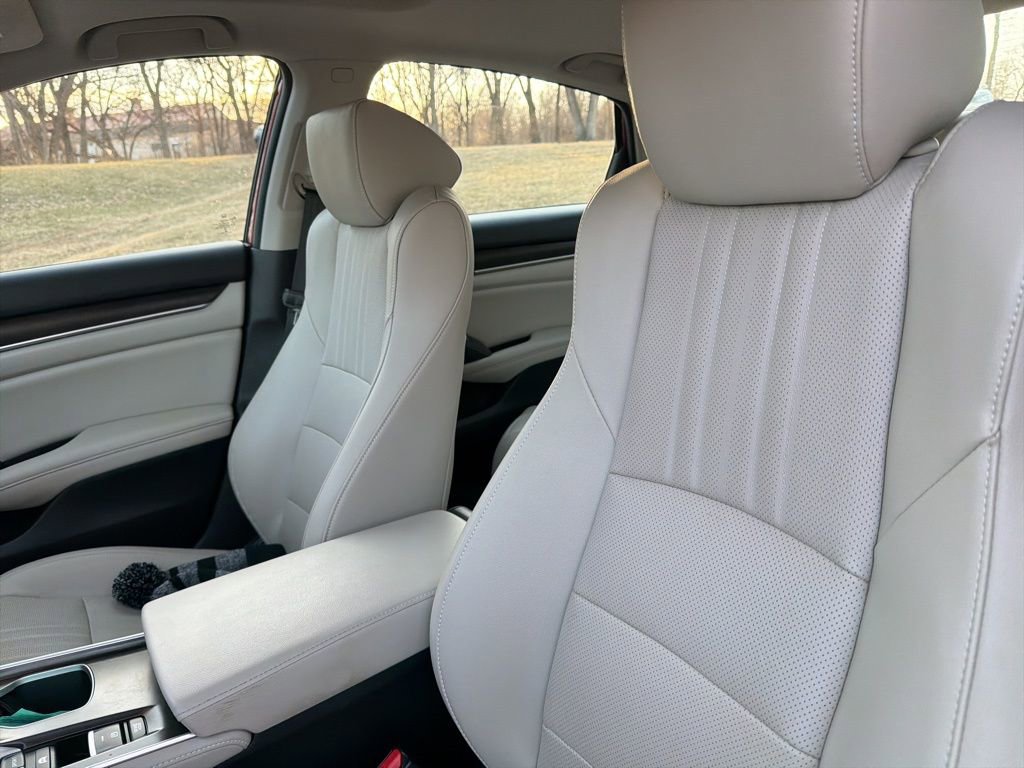 Used 2021 Honda Accord EX-L image 12