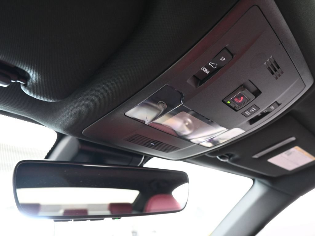 Used 2025 Lexus IS 300 w/ Premium Package RWD image 31