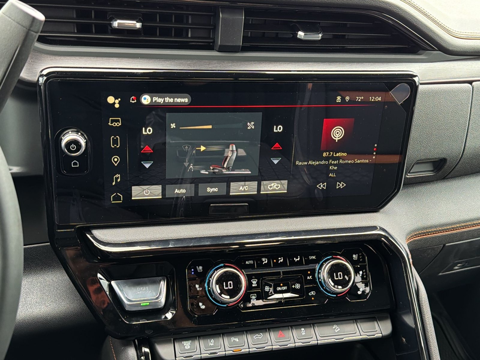 New 2026 GMC Sierra 2500 AT4 w/ Technology Package AWD/4WD image 21