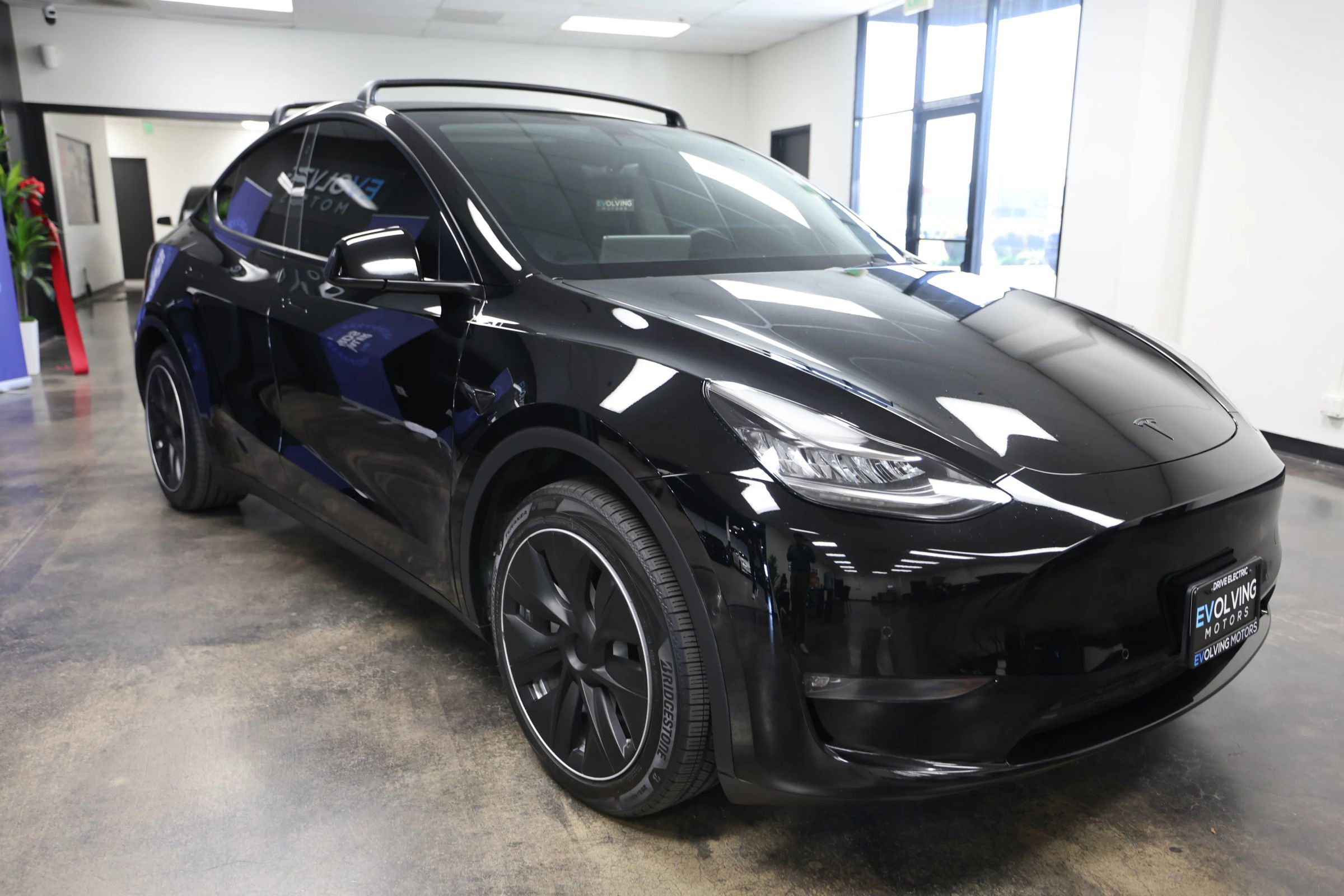 Used 2021 Tesla Model Y Long Range image 7