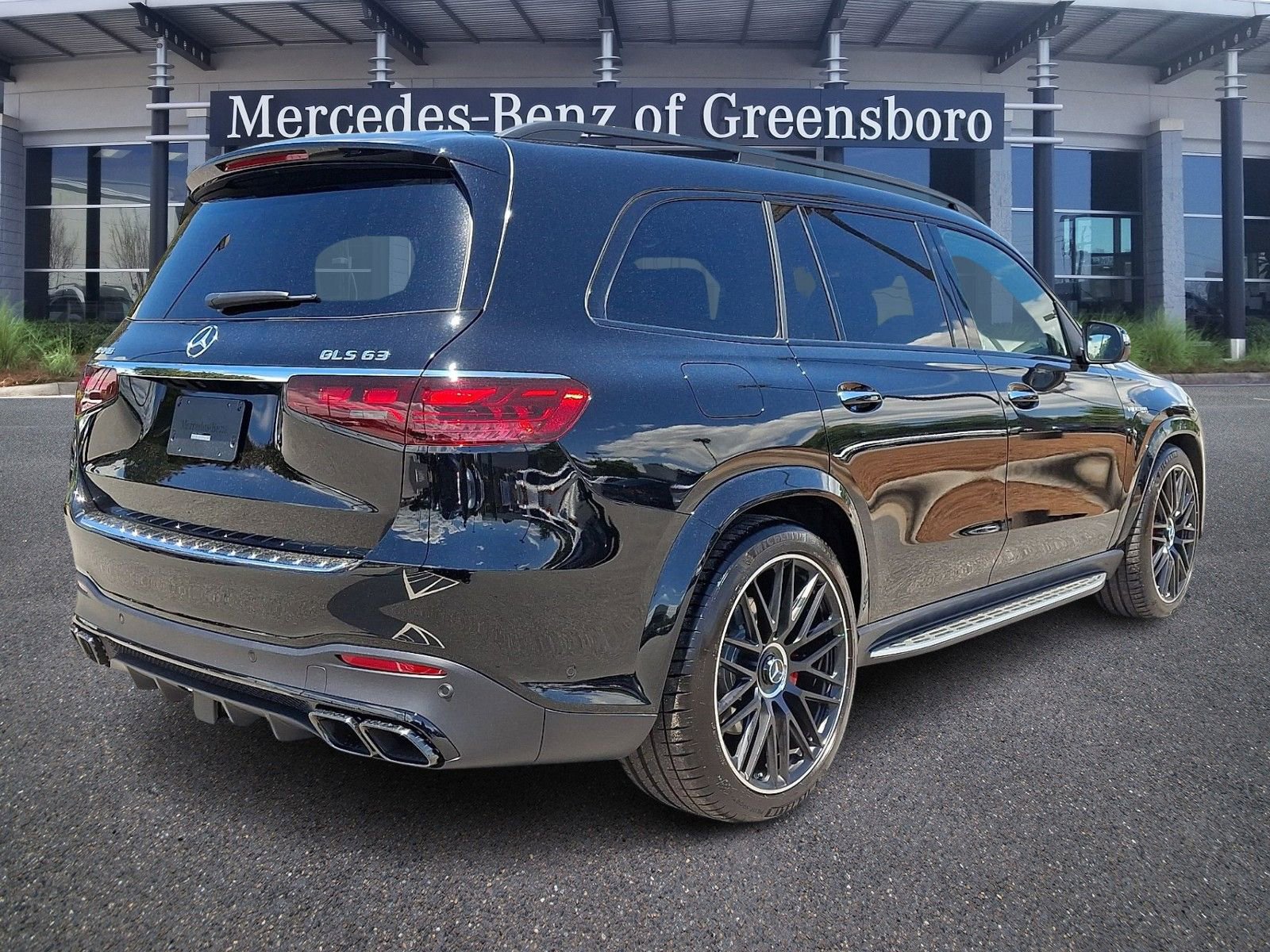 Used 2026 Mercedes-Benz GLS 63 AMG 4MATIC image 6