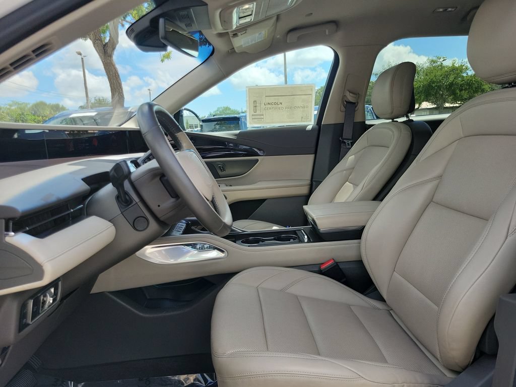 Certified 2024 Lincoln Nautilus Premier AWD/4WD image 11