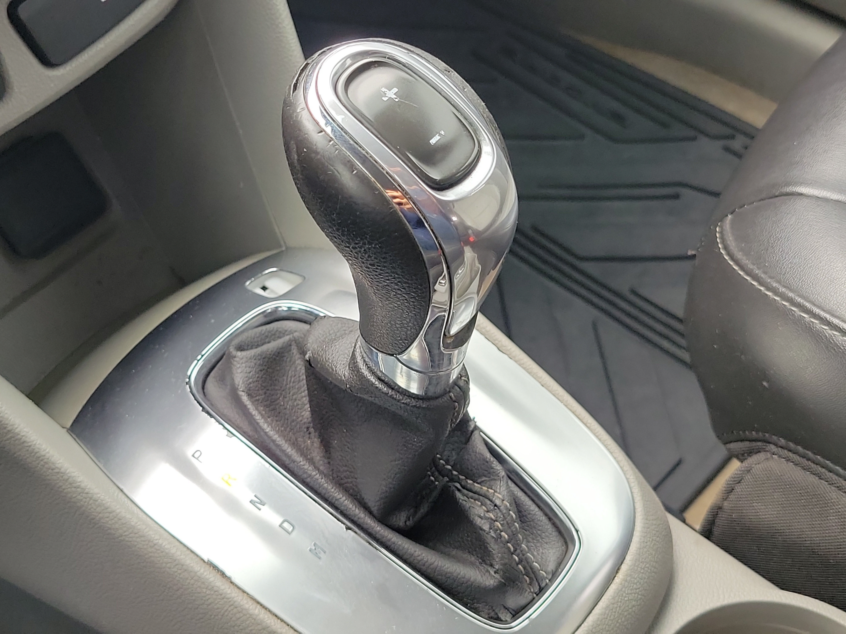 Used 2014 Buick Encore Leather FWD image 30