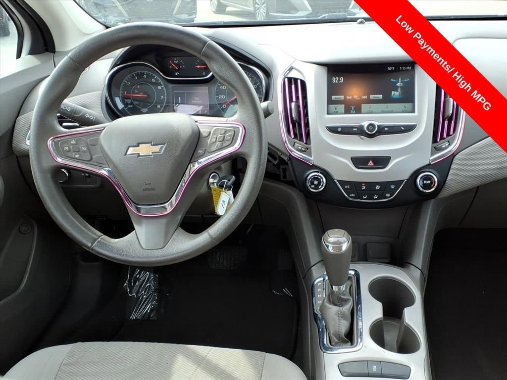 Used 2018 Chevrolet Cruze LS w/ LS Fleet Convenience Package image 12
