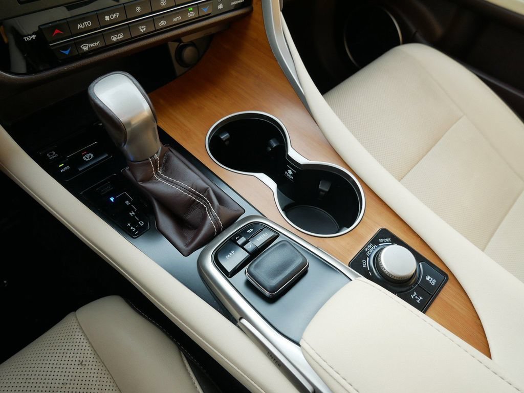 Used 2019 Lexus RX 350 AWD w/ Navigation Package image 23