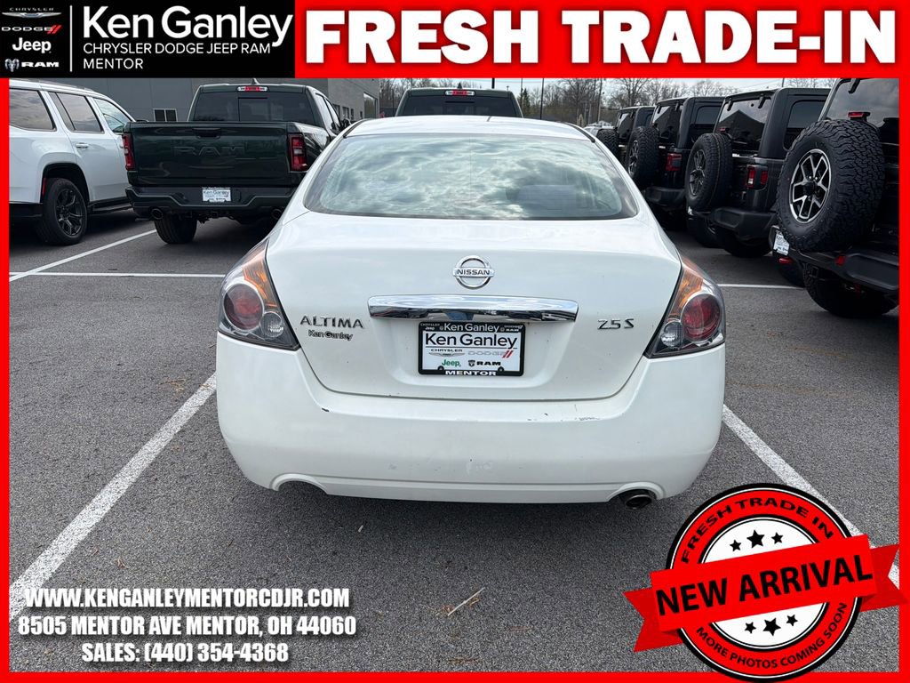 Used 2010 Nissan Altima 2.5 S w/ Convenience Pkg image 9