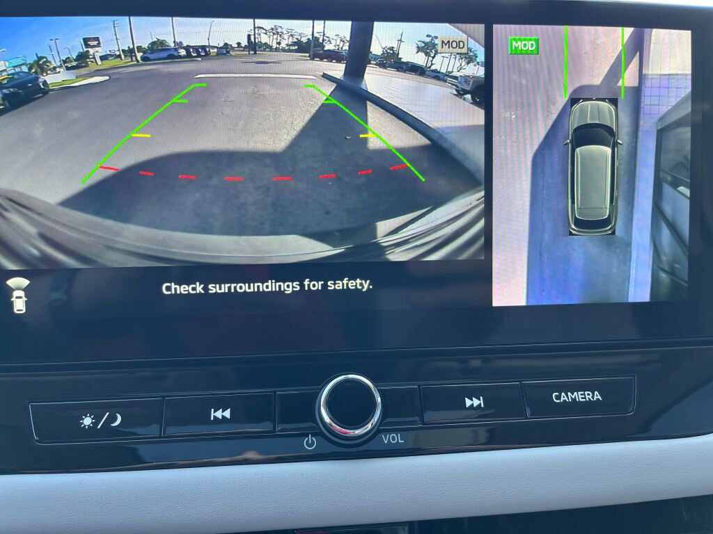 New 2025 Mitsubishi Outlander AWD image 19