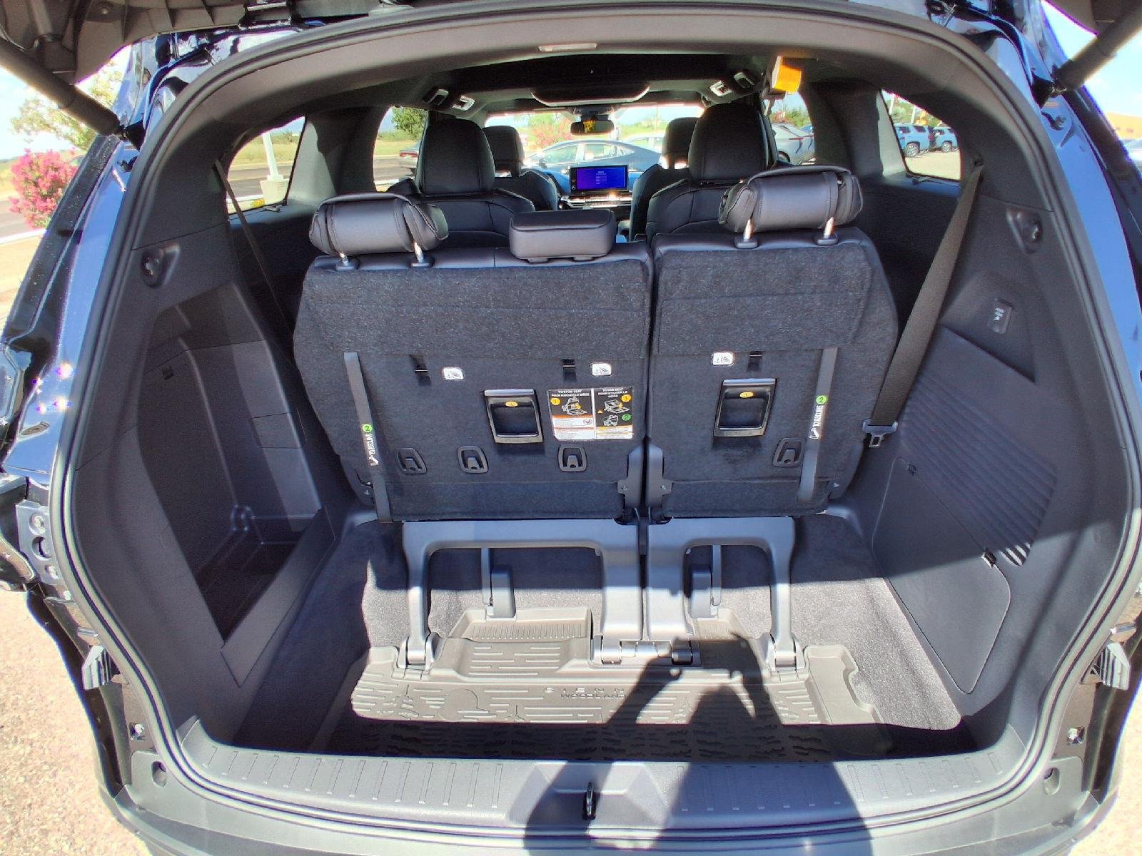 New 2026 Toyota Sienna XLE Woodland Edition AWD/4WD image 16