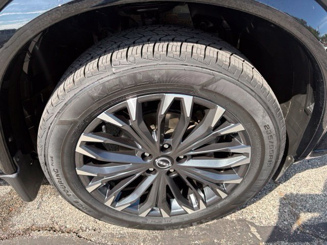 Used 2024 Nissan Rogue Platinum AWD/4WD image 22