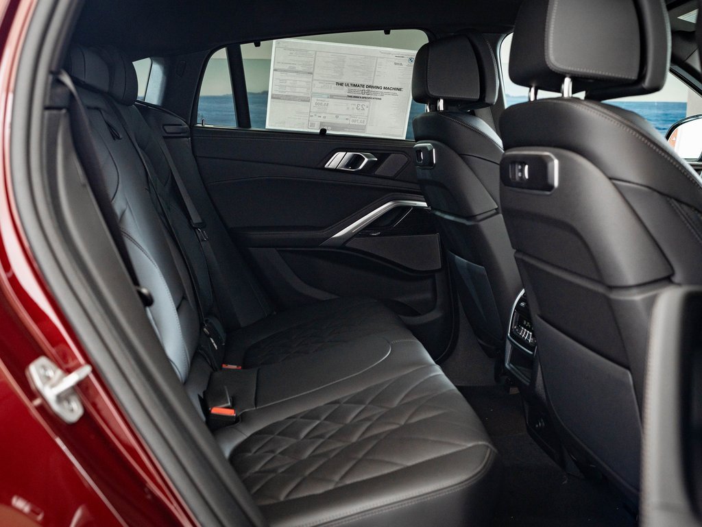 New 2026 BMW X6 xDrive40i w/ Climate Comfort Package image 50